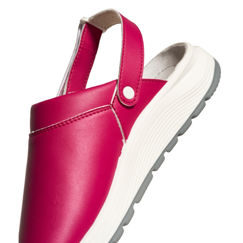 pics/ABEBA/Active/824018/medical-clogs-slip-resistant-fuchsia-ob-src-abeba-824018-active-04.jpg