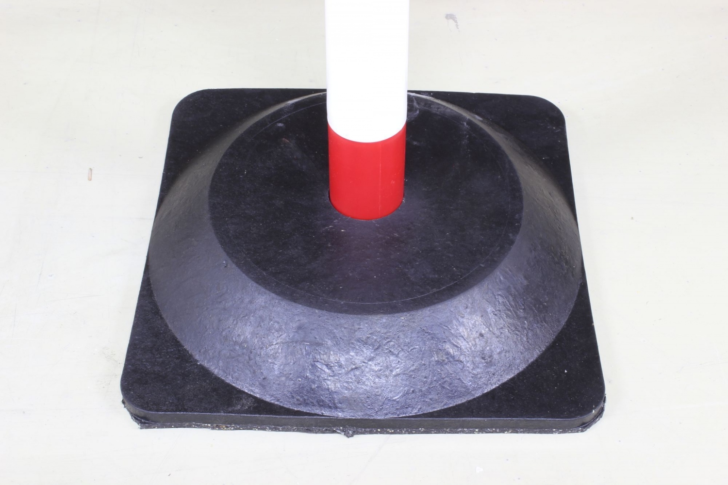 pics/Dancop/Absperrtechnik/set-lkp-rw-crash-stop-kettenpfosten-set-kunststoff-dancop-3.jpg