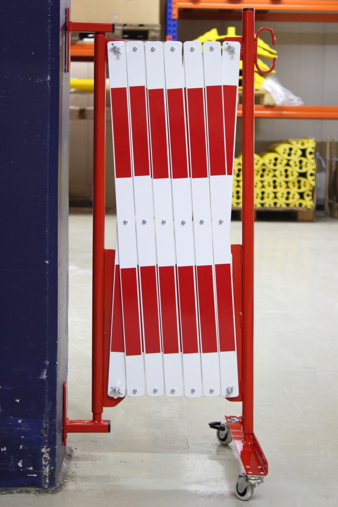 pics/Dancop/crashstop/70-20w-crash-stop-dancop-scherengitter-rot-weiss-012.jpg