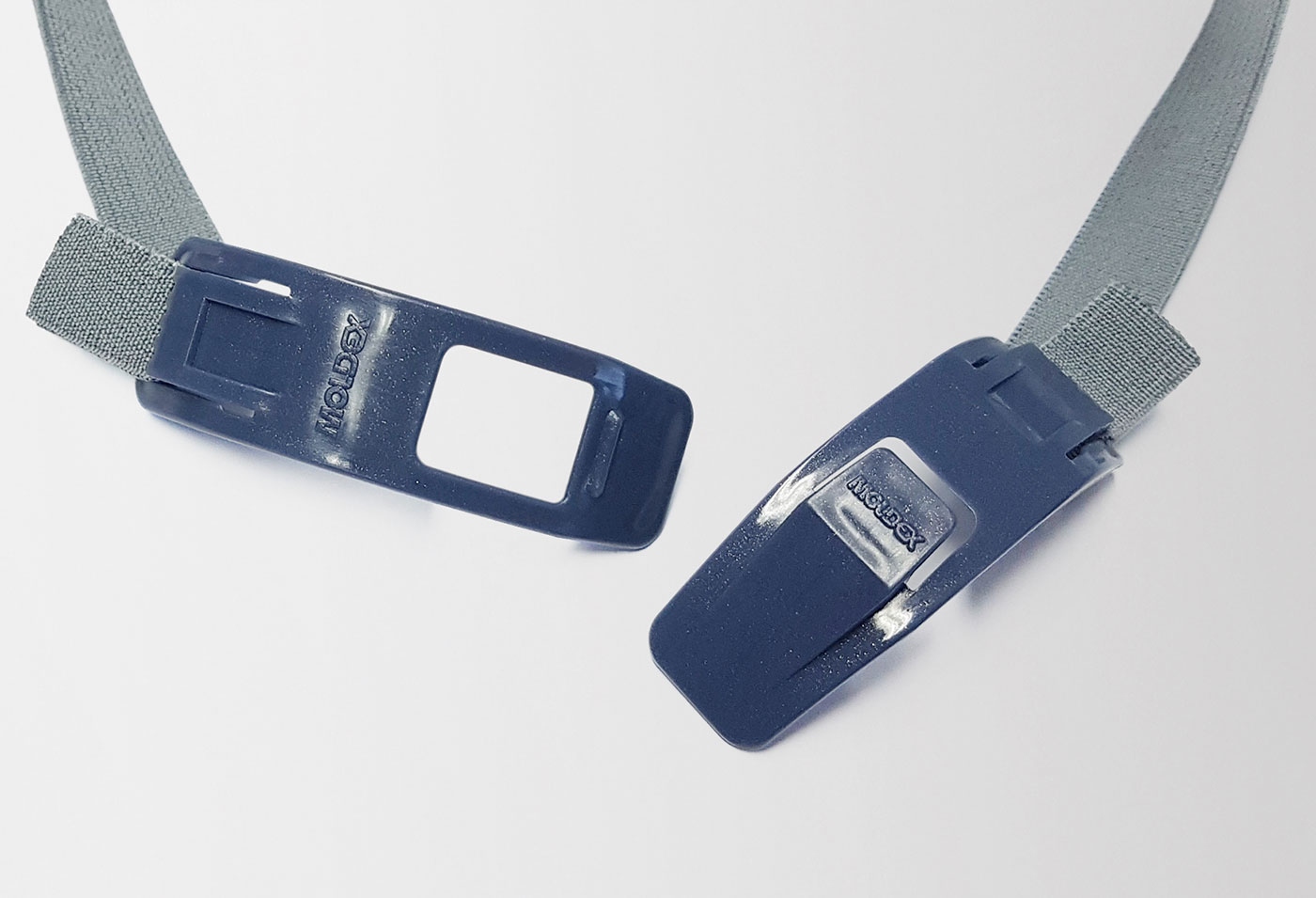 pics/Moldex/moldex-7000-series-gas-clip-closure-compactmask.jpg