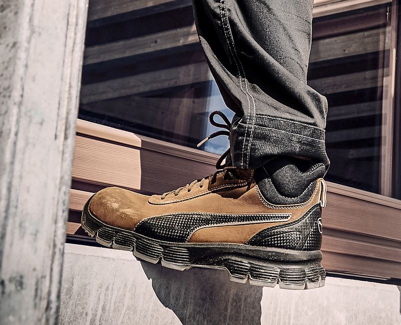 pics/Puma/puma-630122-condor-mid-rebound-30-safety-shoes-s3-esd-src-on-feet.jpg
